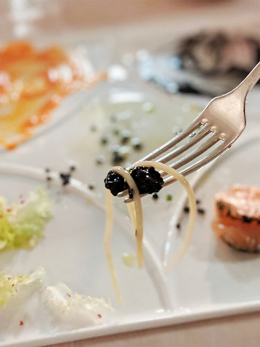 Al dente spaghetti with caviar