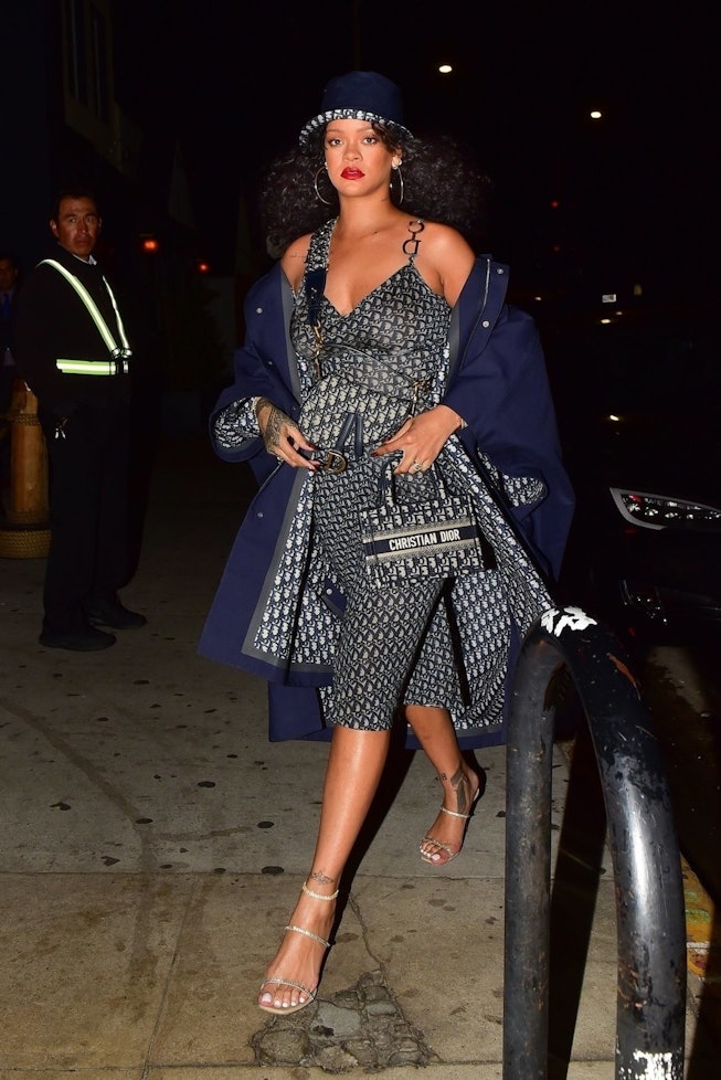 Rihanna - bag - Celine Trio Roll Clutch  Rihanna style, Rihanna, Celebrity  style