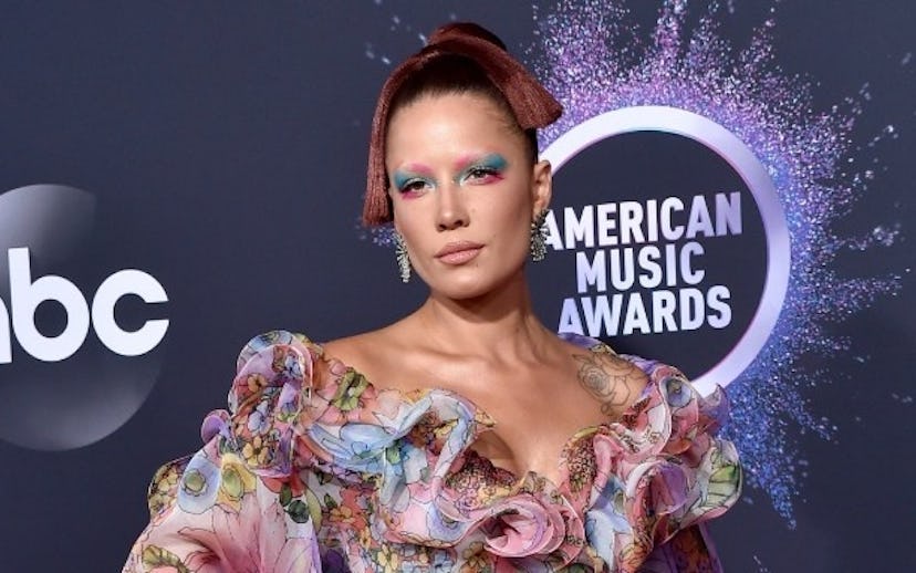 Halsey at the 2019 American Music Awards.