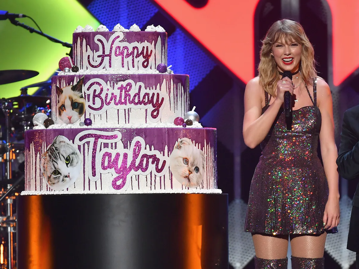Taylor Swift Had Three Outfits For Her 30th Birthday Taylor Swift Had Three Outfits For Her 30th Birthday