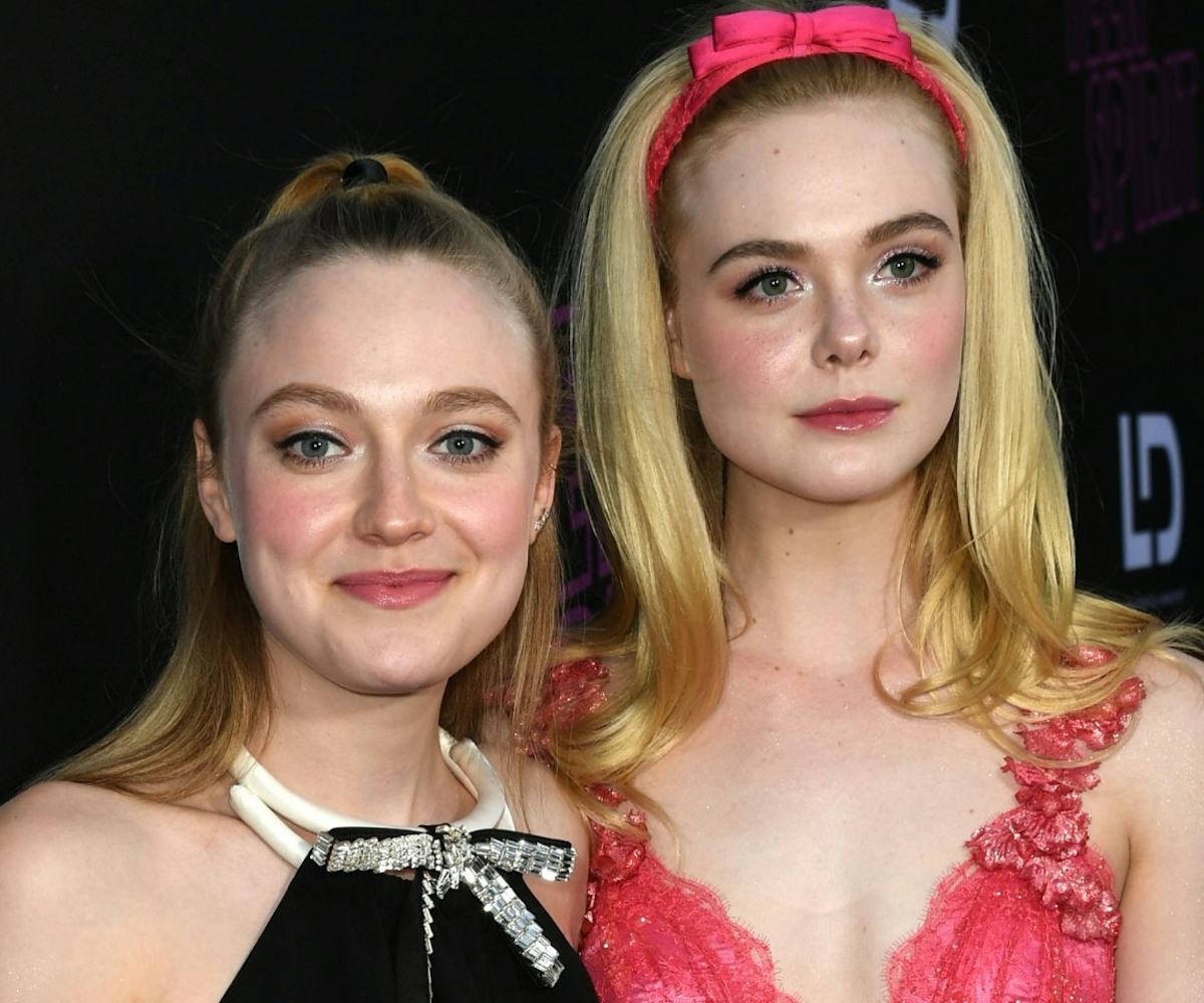 Dakota Elle Fanning In First Film Together Since 2001 Dakota Elle Fanning In First Film Together Since 2001