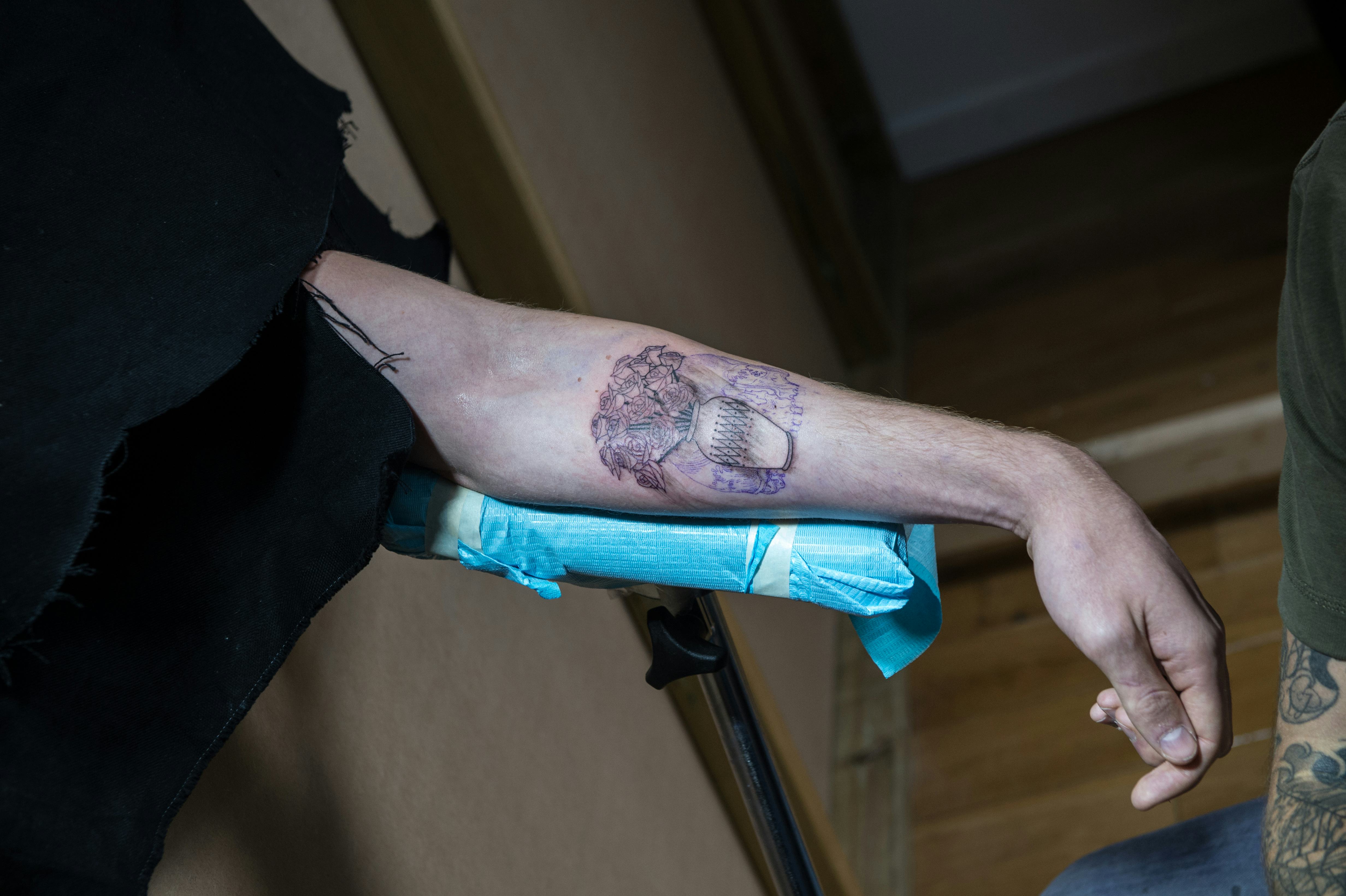 How To Tell If Your Tattoo Is Infected, According To A Tattoo Artist