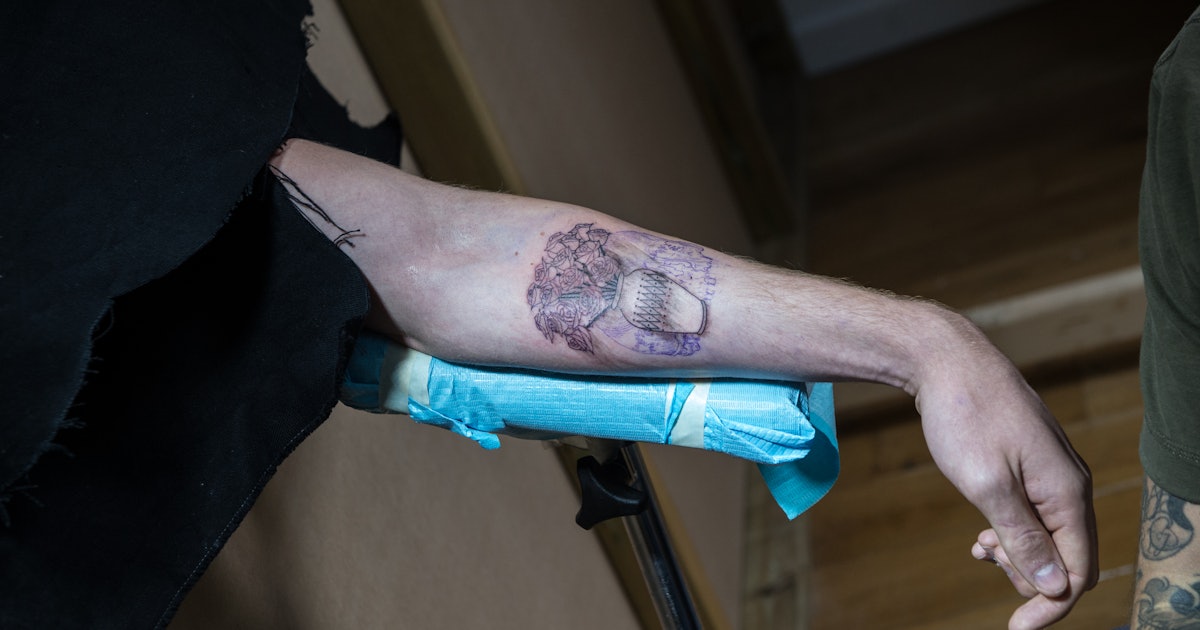 How To Tell If Your Tattoo Is Infected, According To A Tattoo Artist