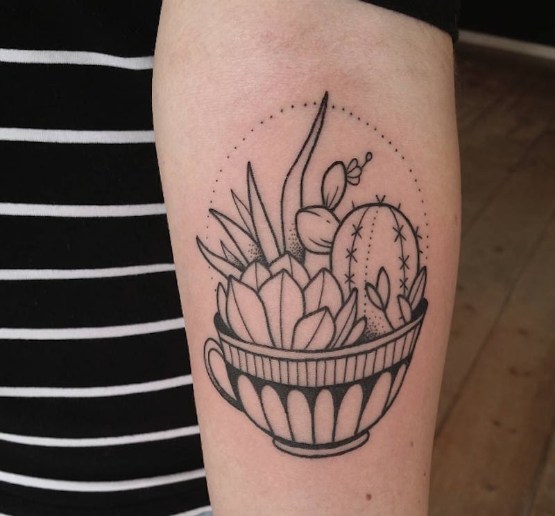 What Happens To Your Tattoo In The Sun & Why Experts Say You Should Protect It What Happens To Your Tattoo In The Sun & Why Experts Say You Should Protect It