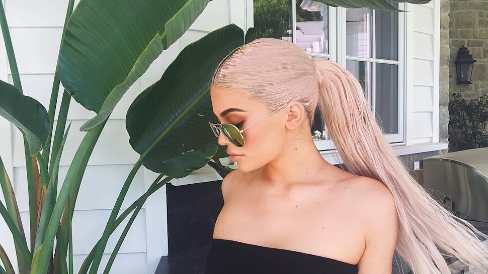 Where To Buy Kylie Jenners Pink Mirrored Aviators To Copy Her Look