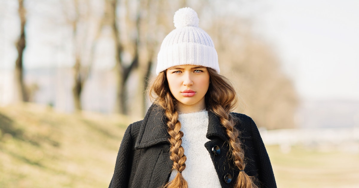 Roux lejr nedbrydes 11 Hairstyles That Look Amazing Under A Beanie — VIDEOS