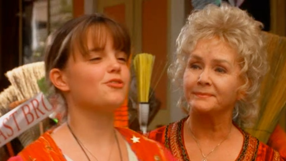38 Things You Notice Re-Watching 'Halloweentown' As An Adult
