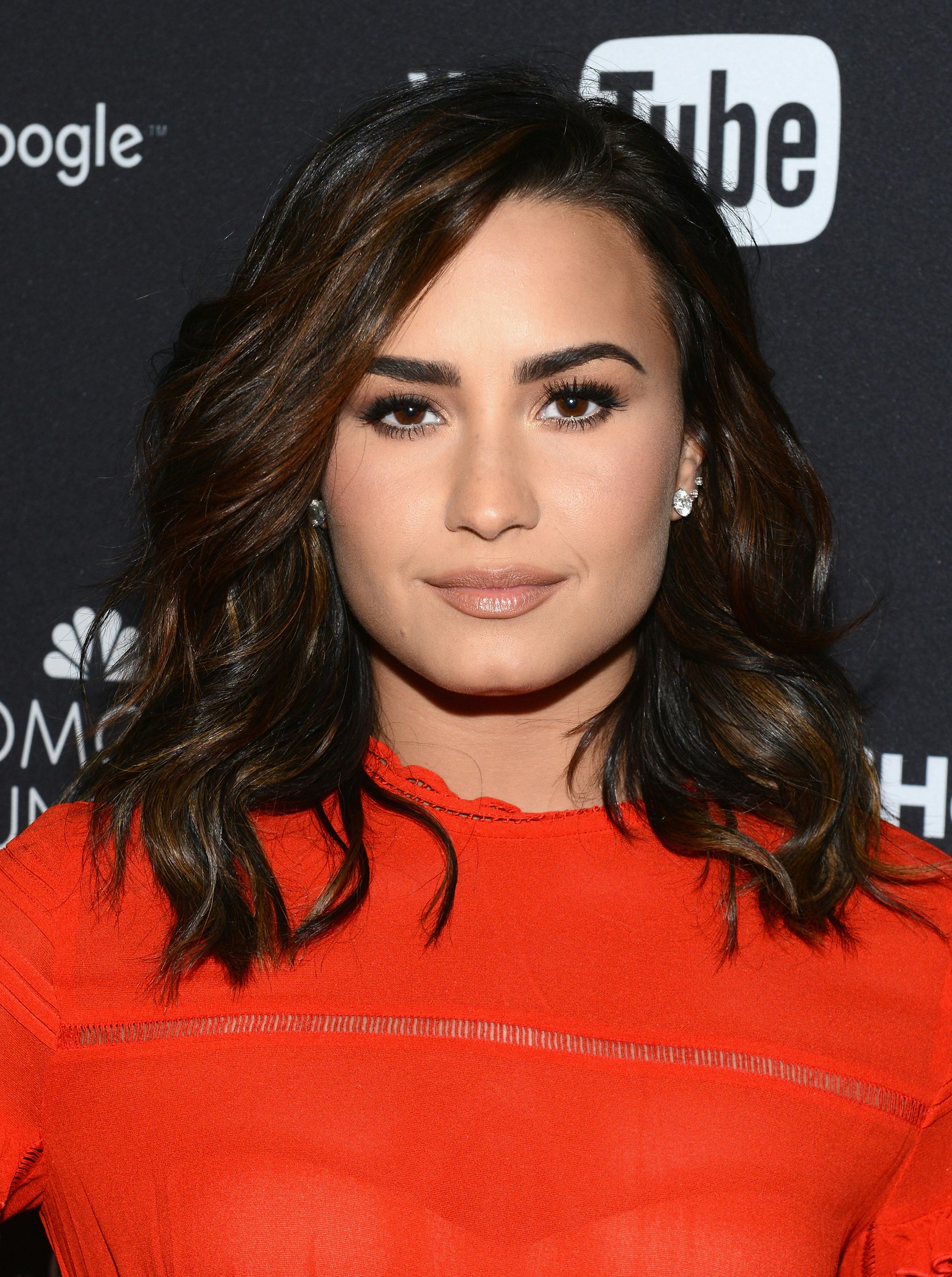 Why Is Demi Lovato Taking A Break In 2017? Her Big Announcement