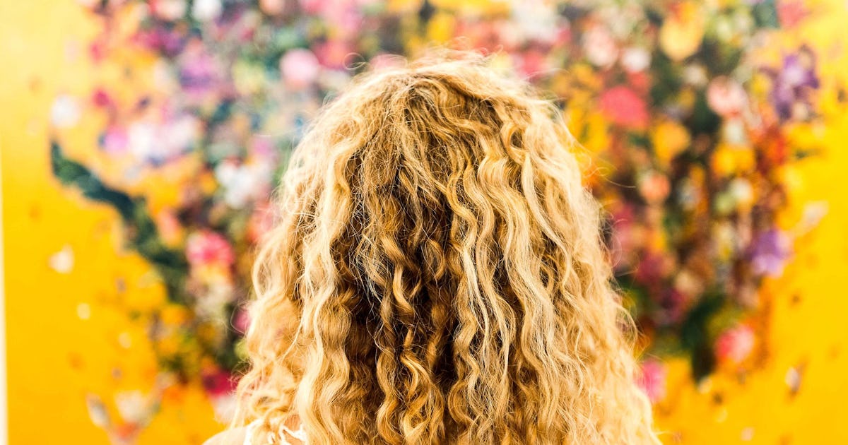 The 9 Best Shower Tips For Curly Hair According To The Experts the-9-best-shower-tips-for-curly-hair-according-to-the-experts