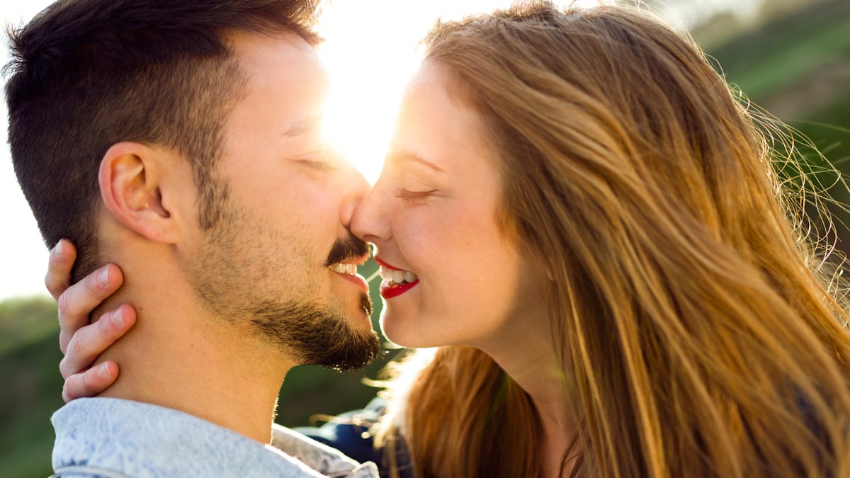 Do People Kiss On The First Date? Here's Who's Most Likely To Smooch