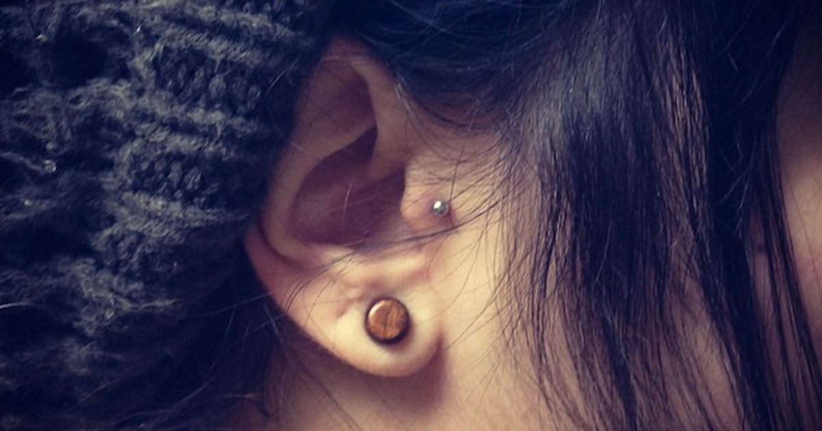 Does A Tragus Piercing Hurt Plus Everything Else You Need To Know Before You Add That Extra Earring