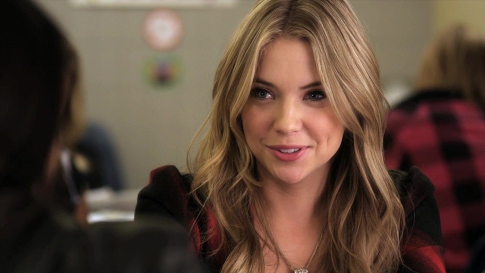15 Times Pretty Little Liars Hanna Marin Was Wearing Heels Way