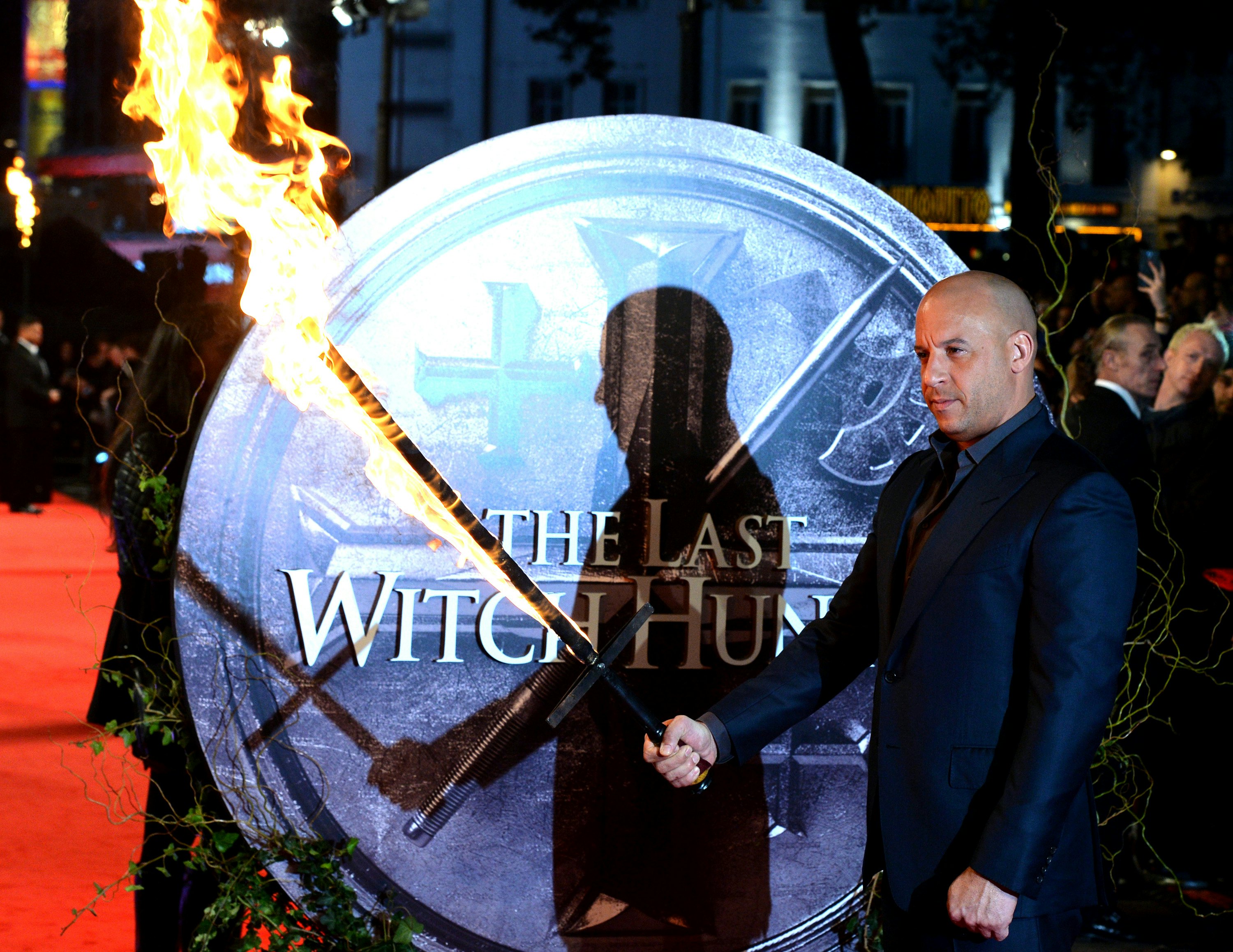 watch the last witch hunter book