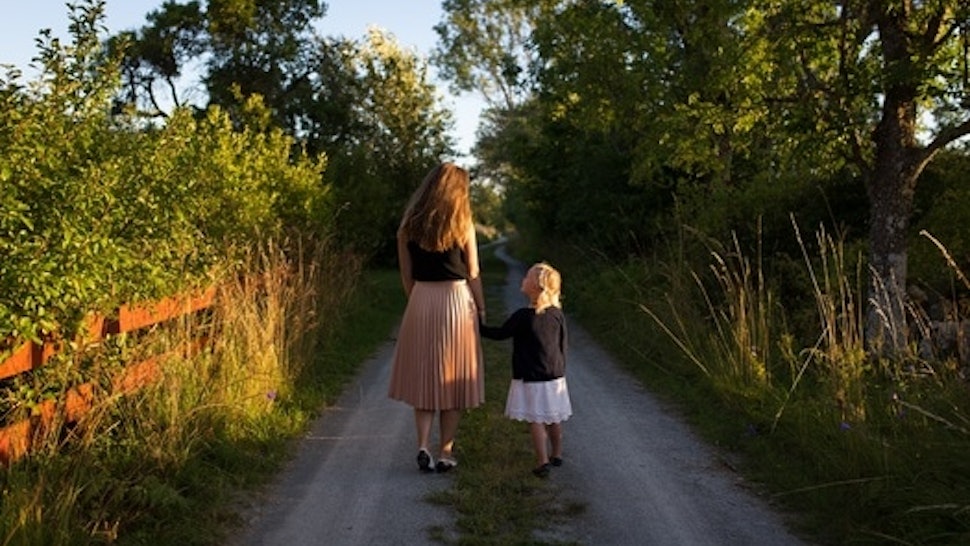 25 heartwarming gifts for your mom that she ll actually love