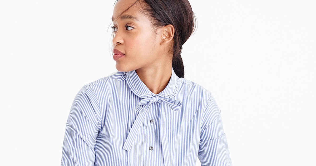 15 Business Casual Wardrobe Essentials You Need In Your Closet