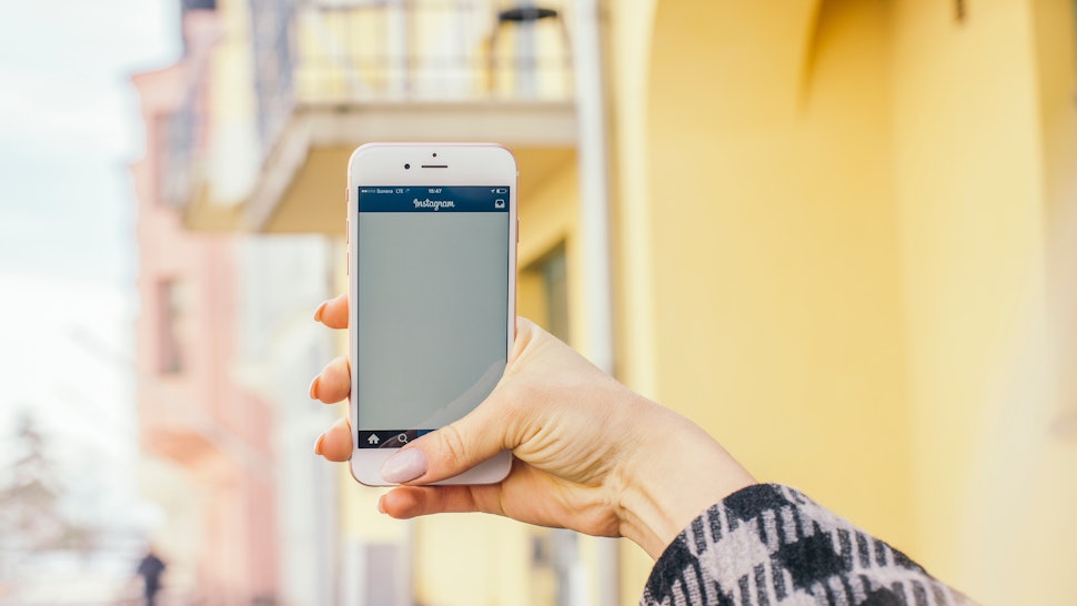 Does Instagram Tell Someone When You Take A Screenshot? Yes, But It's
