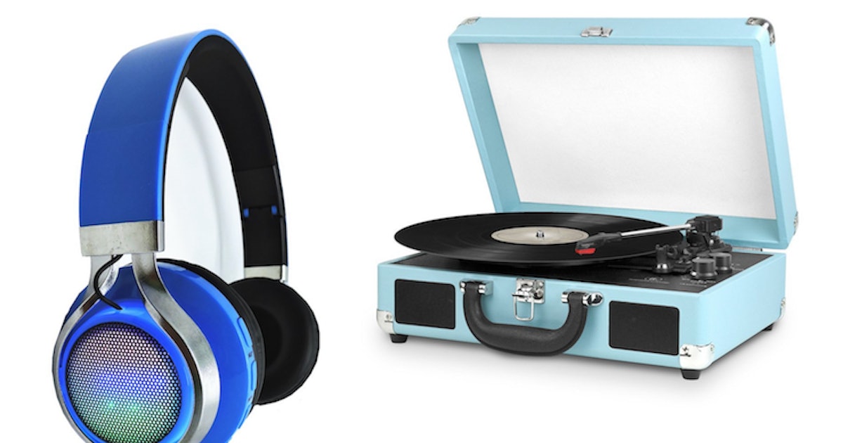 25 Genius Gifts For Music Lovers & Musicians That They