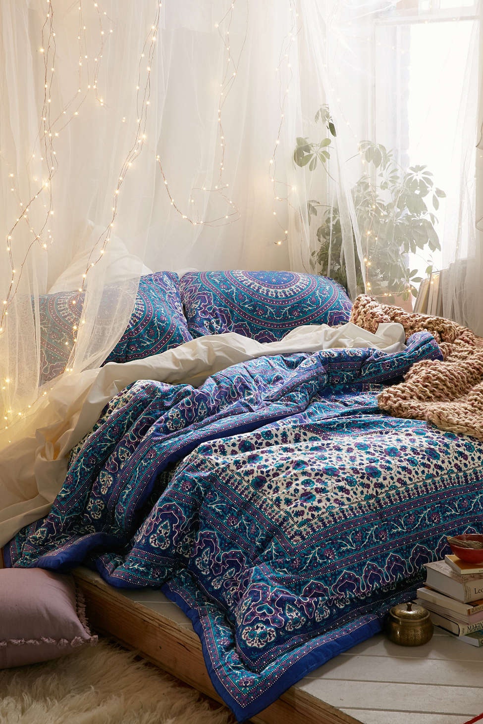 12 Ways To Make Your Bed More Comfortable More Stylish