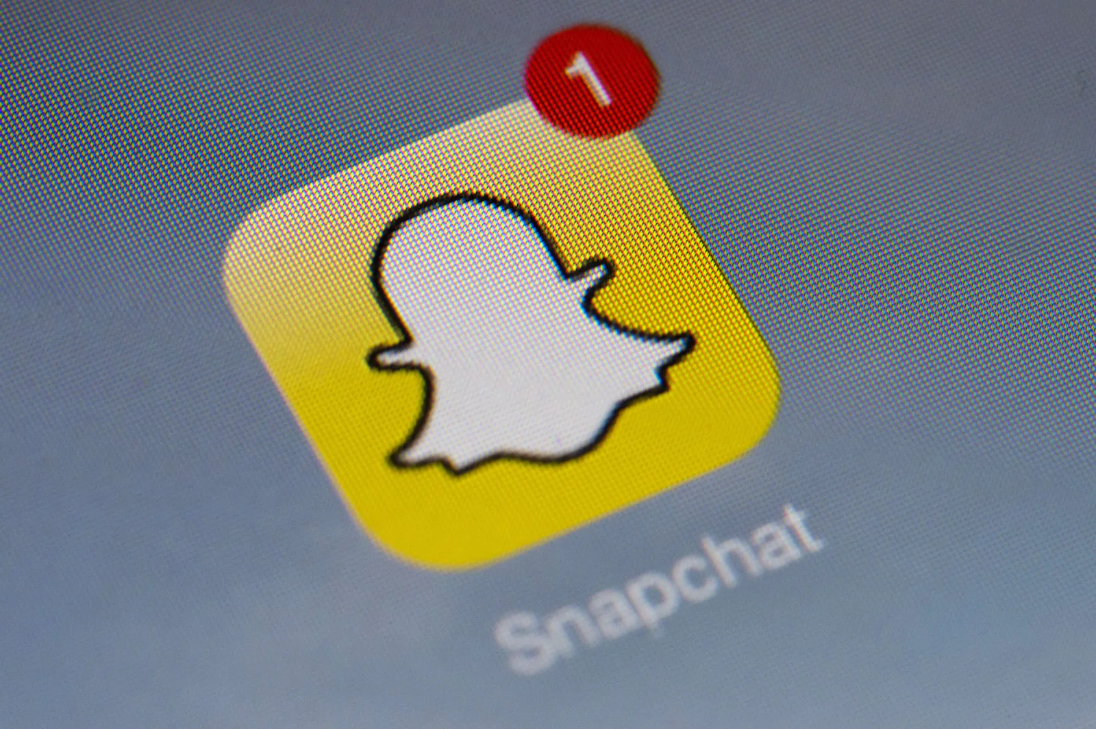 Click Snapchat How To Use Snapchat's New Groups Feature So You Can Snap To Your Squad ...