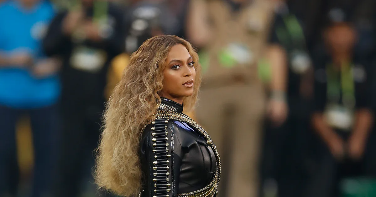 Can White People Still Love Beyonce? Her Music Can And Should Be ...
