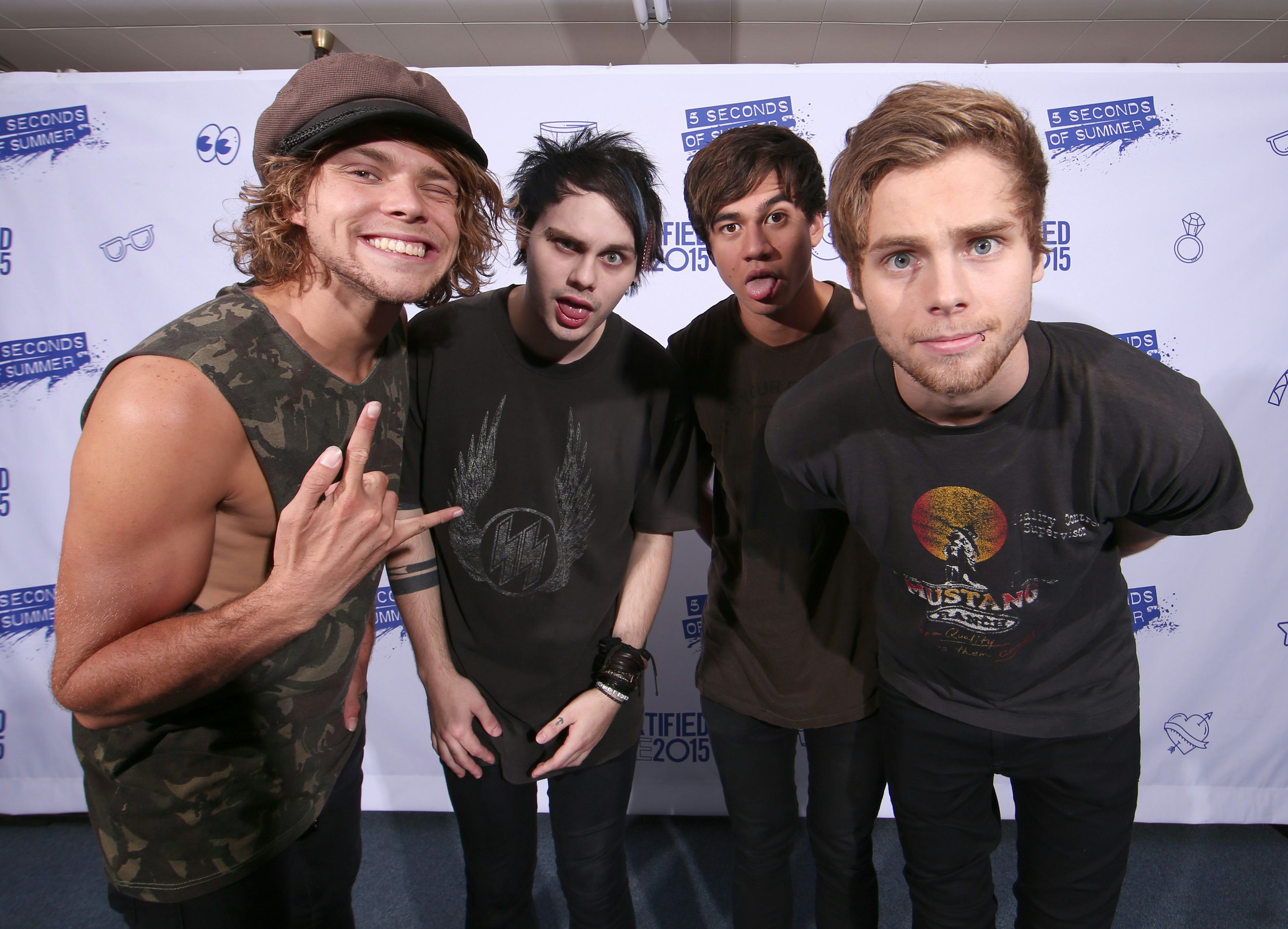 Easy 5SOS Halloween Group Costumes Are Here To Make Your Holiday Pop