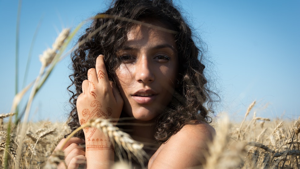 7 Things Your Oily Skin Is Trying To Tell You About Your Health