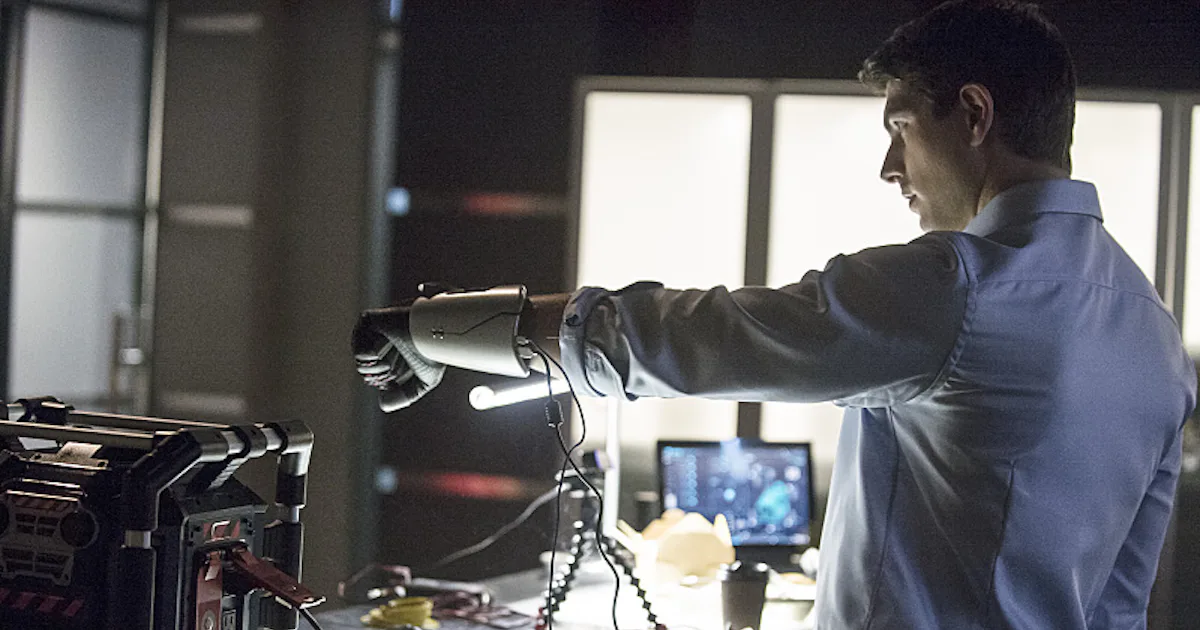 Arrow Ray Who Is Atom In DC Comics? 'Arrow' May Shrink Ray Palmer Down A Few Sizes