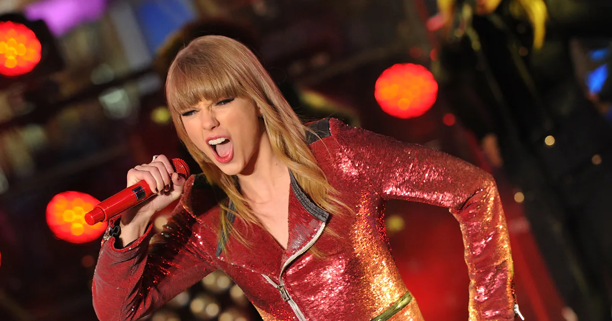 Singer Lips Is Taylor Swift Lip Syncing At The 2016 Grammys? She's Been Accused Of ...