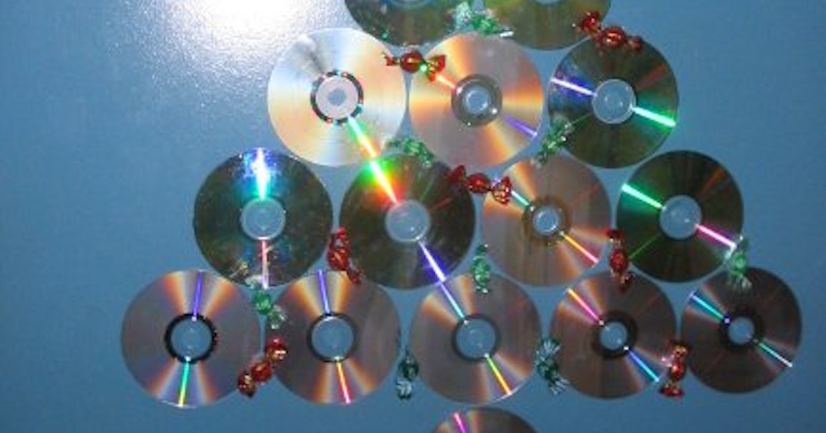 10 unknown christmas songs to spice up your holiday playlist 16 Christmas Songs That Should Definitely Be On Your 2014 Holiday Playlist