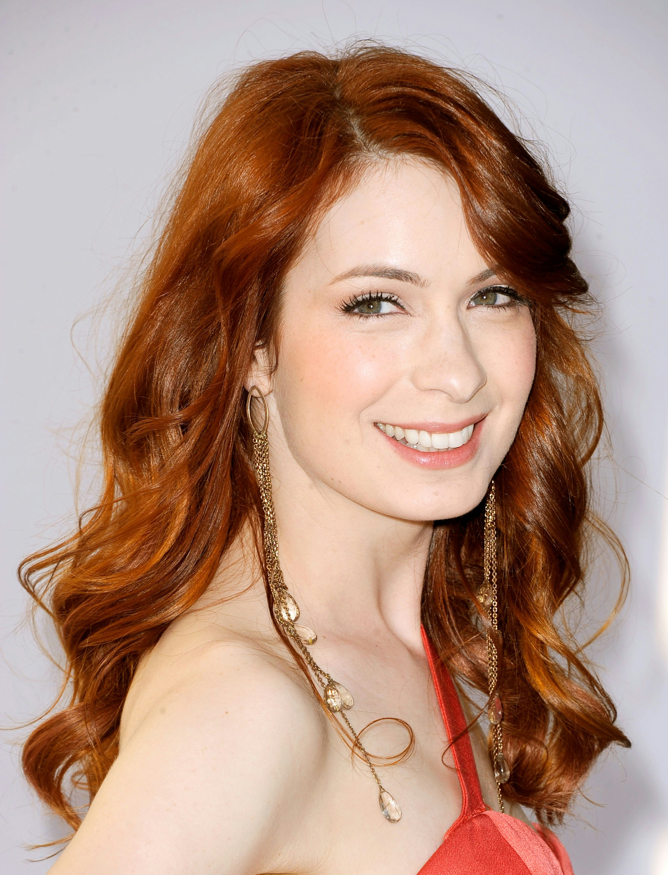 Felicia Day eyes