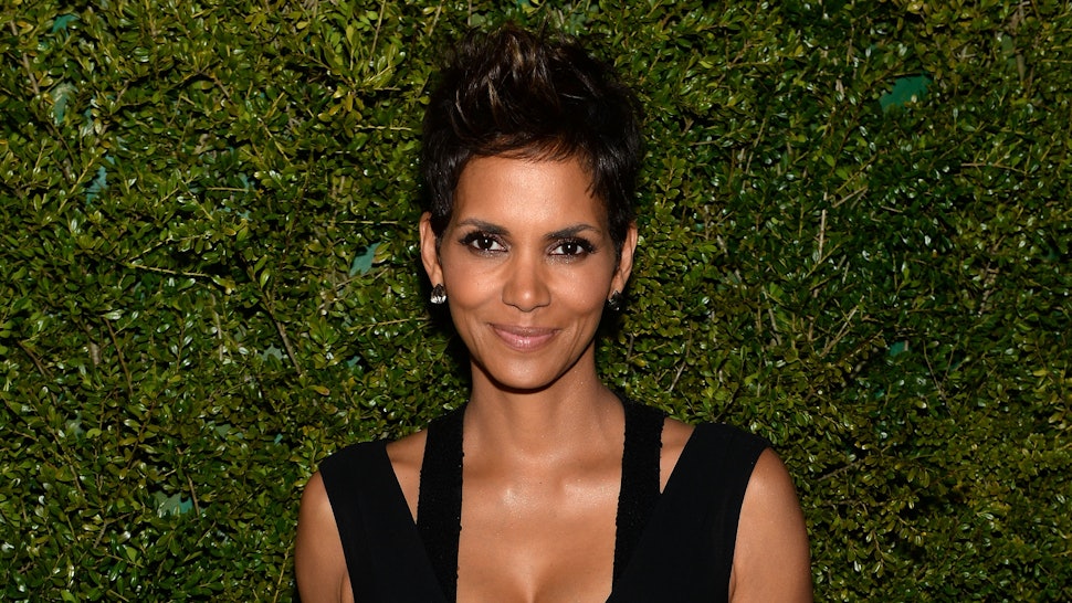 Halle Berry And Hollywood Parents Get Anti Paparazzi Law Signed