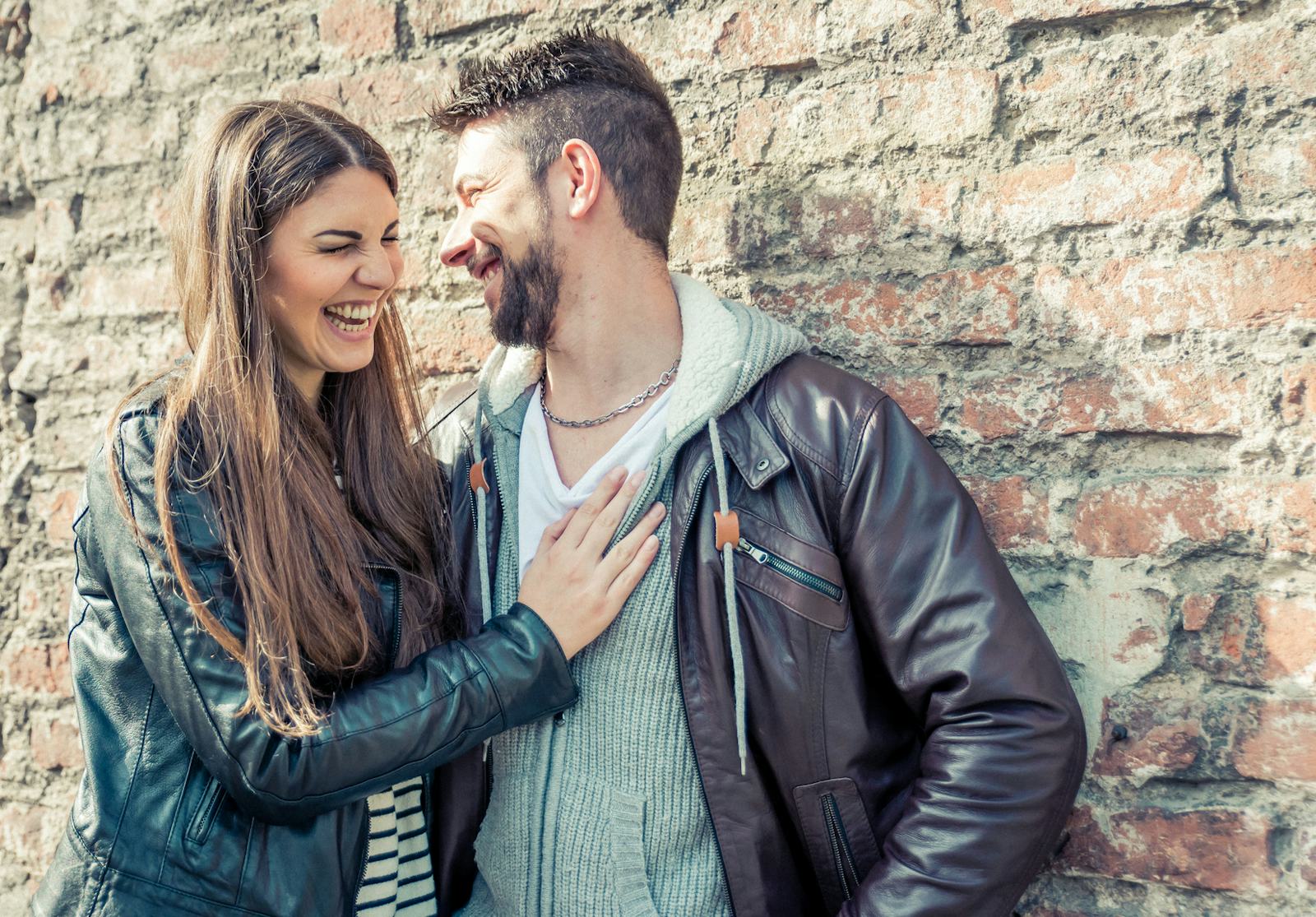 7 Traits Of Couples Who Laugh A Lot