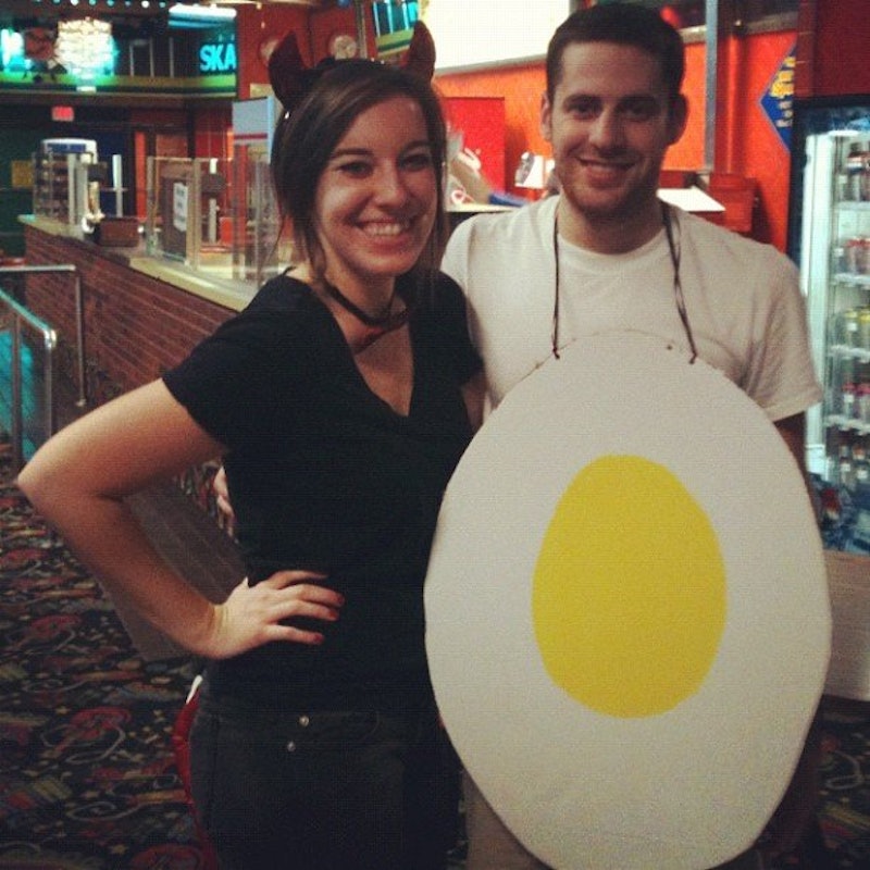 20 Clever Pun Halloween Costumes For Couples Who Are Looking For Laughs