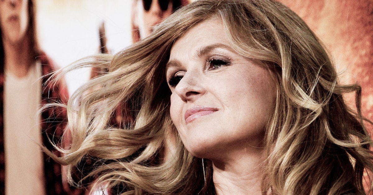 9 Times Tami Taylor Was A Feminist Icon On 'Friday Night Lights'