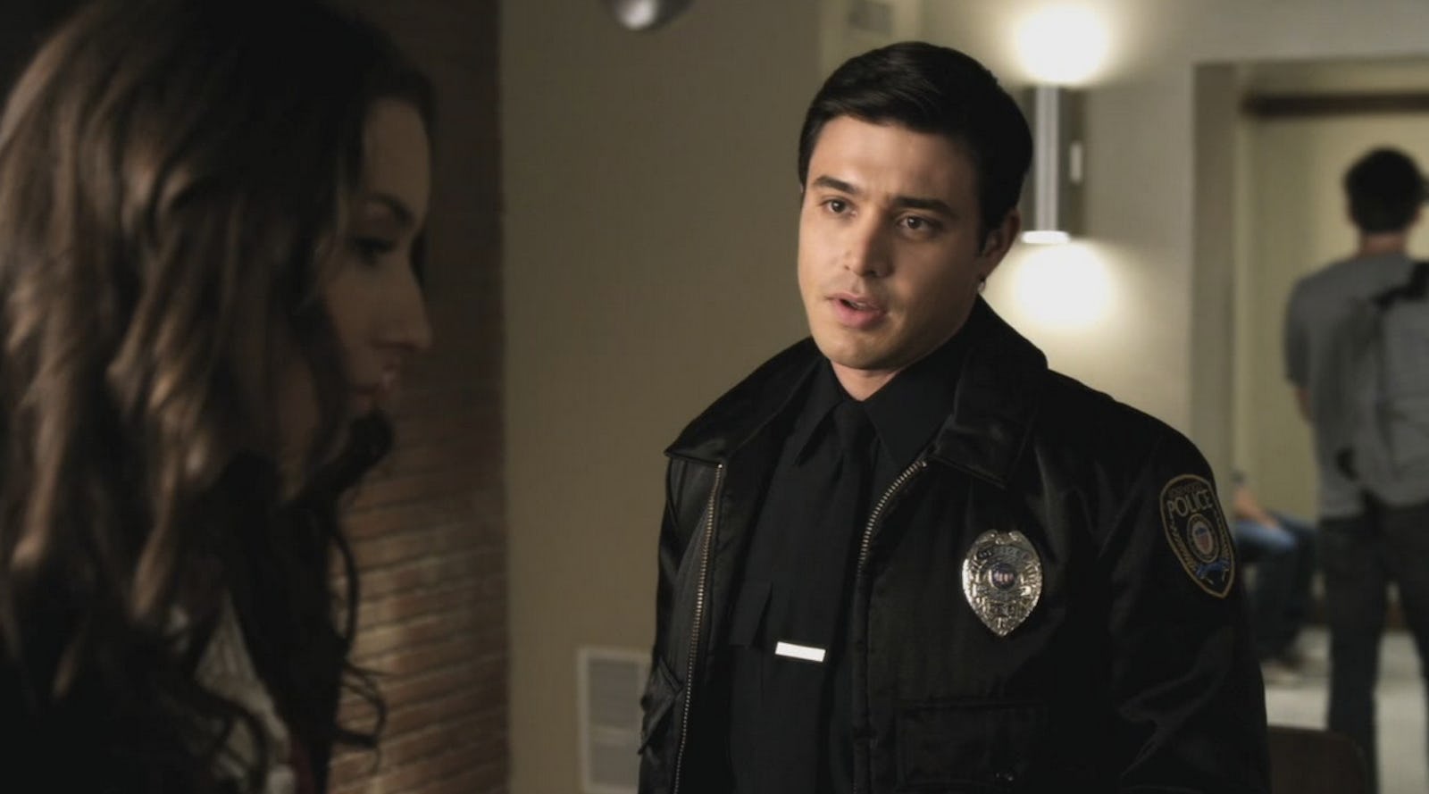 Is Garrett Alive On 'Pretty Little Liars'? Mona Might Not Be The Only Faux Dead Body We Saw Is Garrett Alive On 'Pretty Little Liars'? Mona Might Not Be The Only Faux Dead Body We Saw
