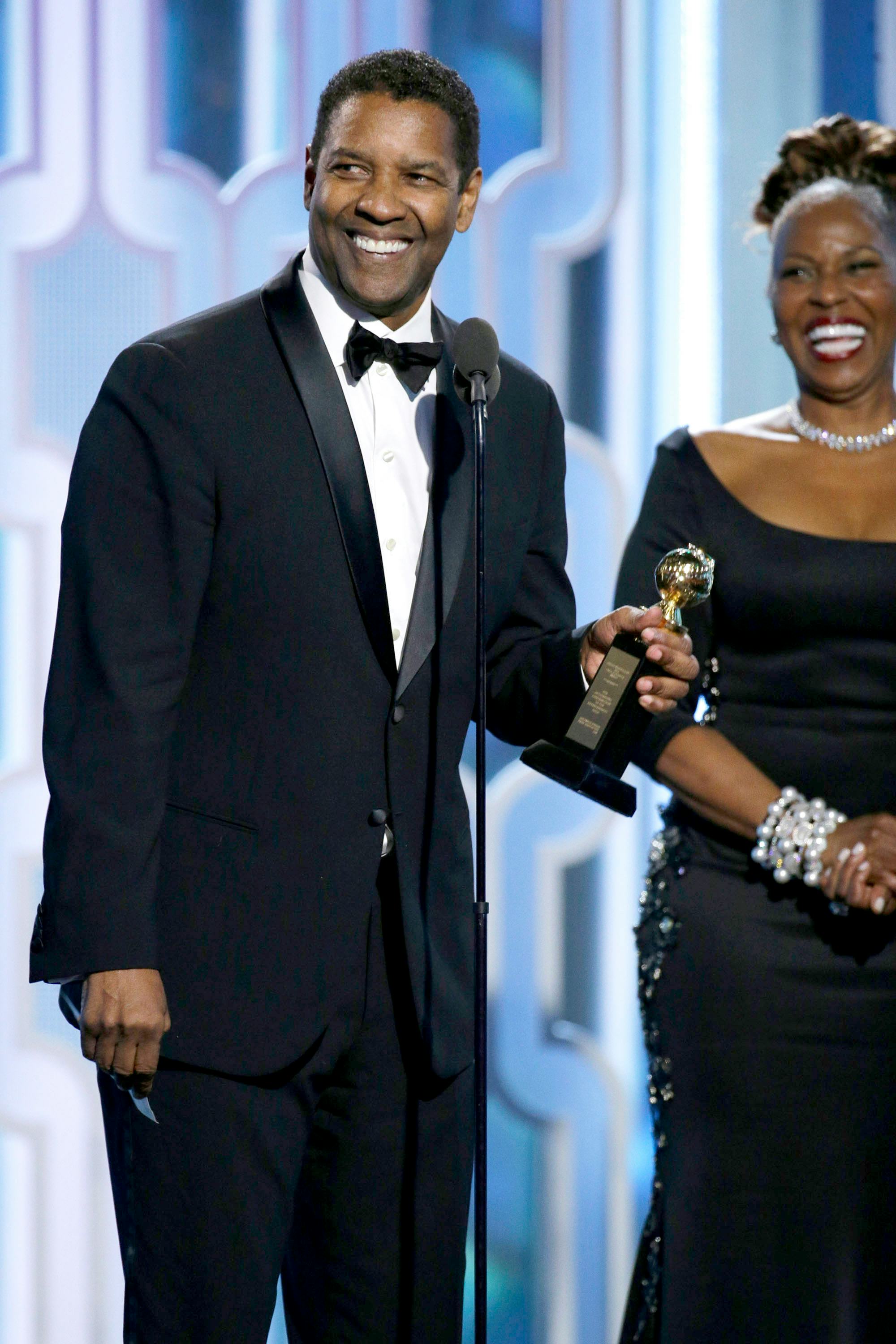 Denzel Washington's Wife Stole His Cecil B. DeMille Award Speech At The ...