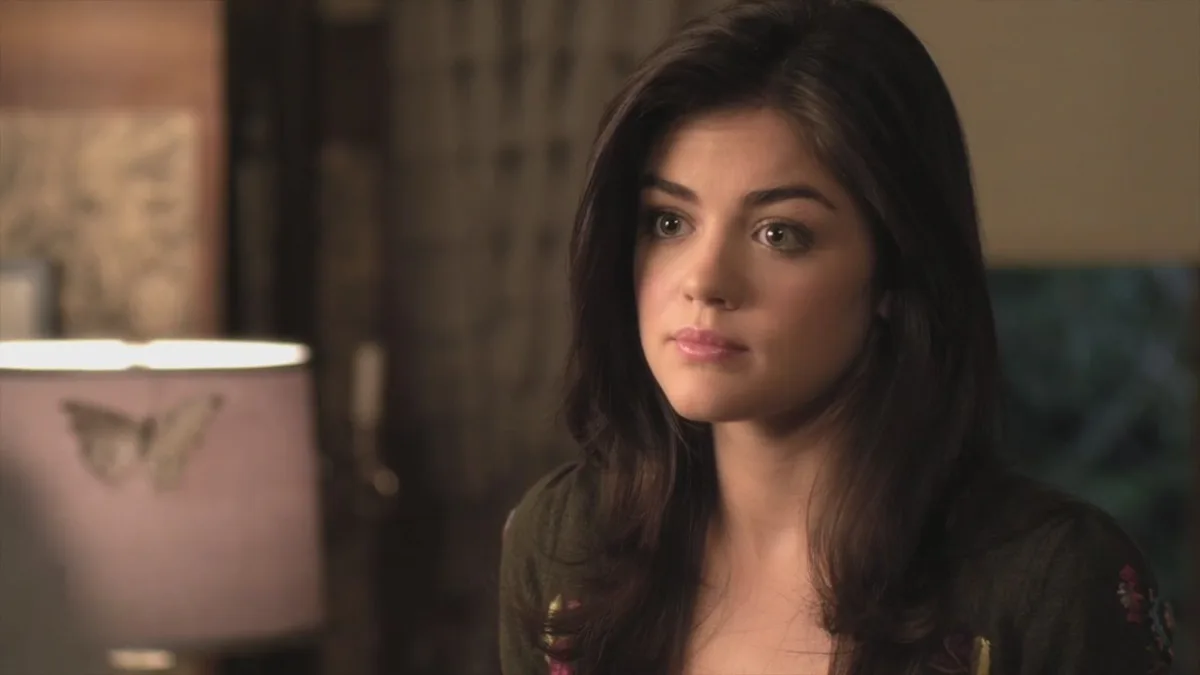aria montgomery homecoming dress What's the best dress for you in the show? It's Aria's S1 Homecoming dress to me, it's both gothic and elegant, totally my type : r/PrettyLittleLiars