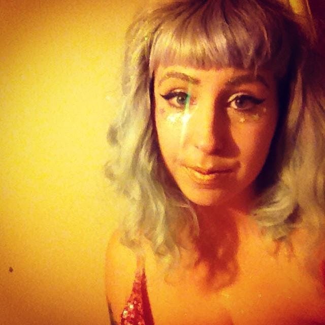 The One Glitter Beauty Hack Lazy Girls Need To Know