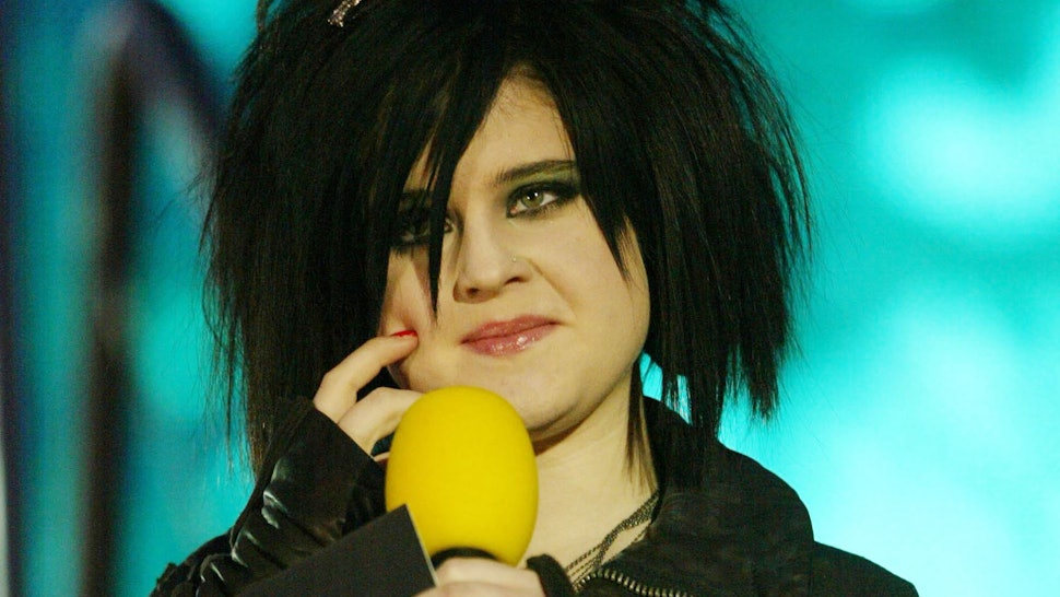 11 Times Kelly Osbourne S Early 2000 Outfits Were Our Pop Punk