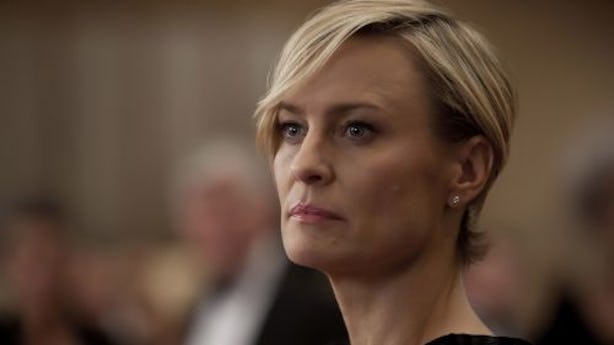 Easy Claire Underwood Halloween Costume Ideas For The Ambitious But ...