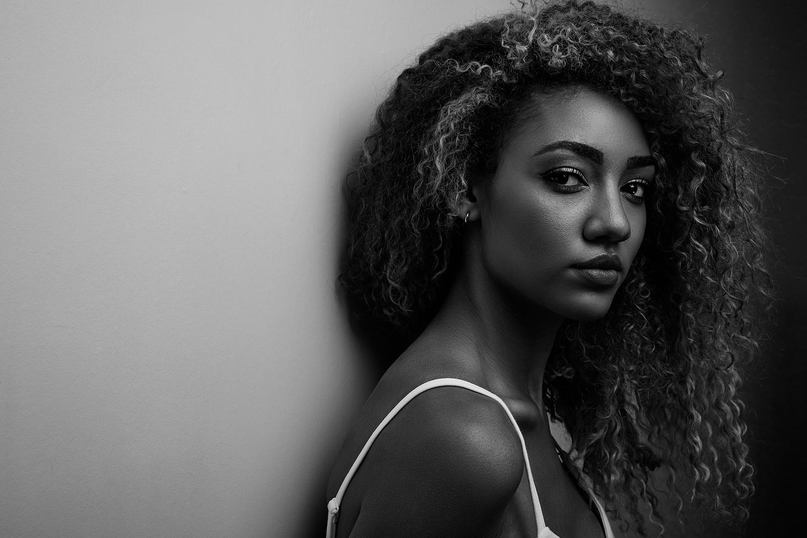 How To Restore Your Natural Curl Pattern With These 5 Tips For Getting