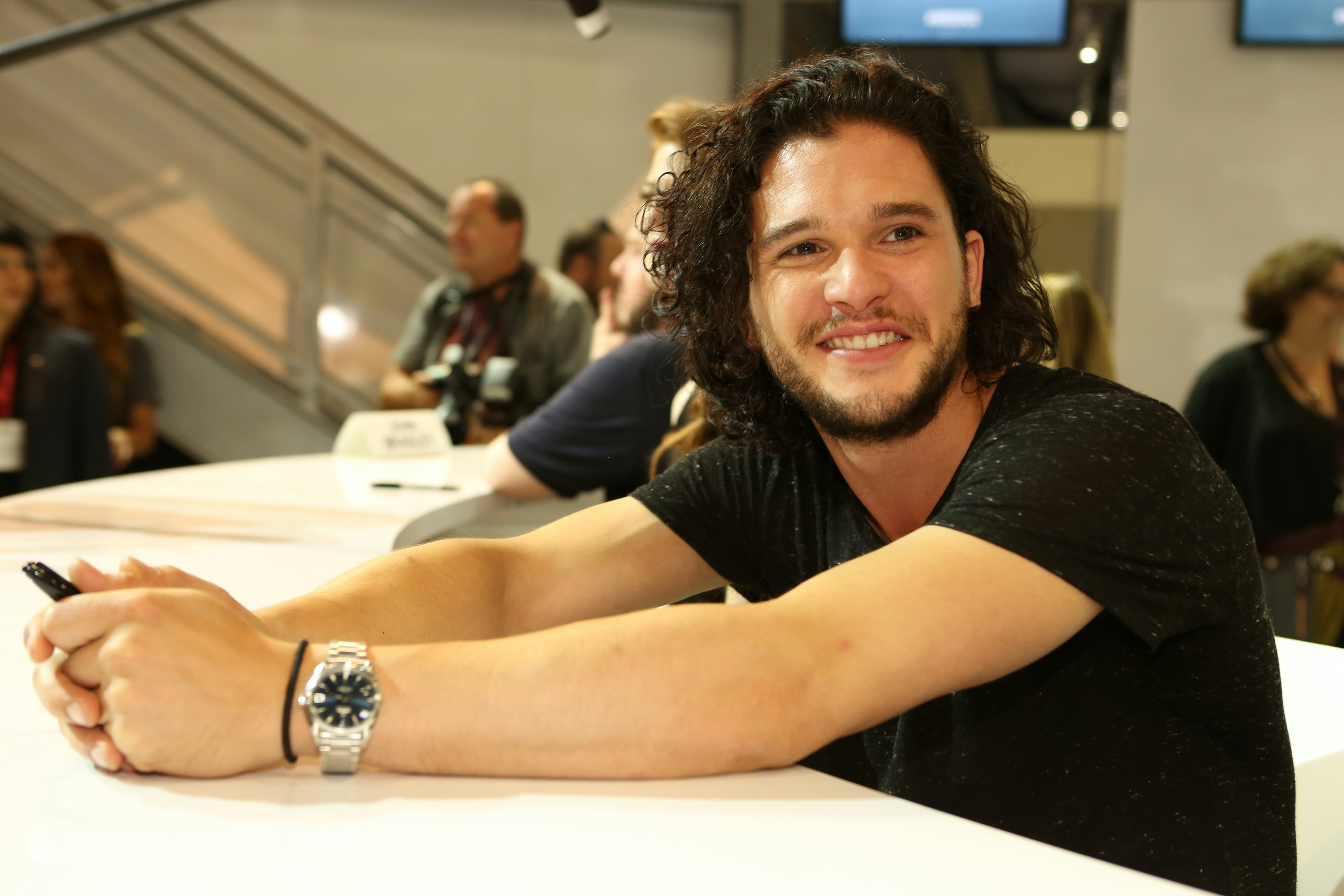 How Tall Is Kit Harington? Compare Him To His 'Game Of Thrones' Co