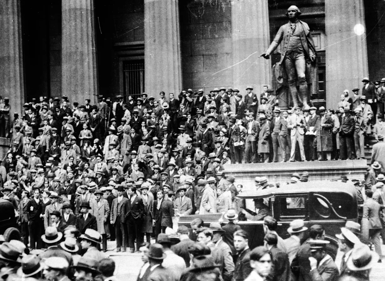 12 Scary Photographs Of The 1929 Wall Street Crash That Kicked Off The 12-scary-photographs-of-the-1929-wall-street-crash-that-kicked-off-the