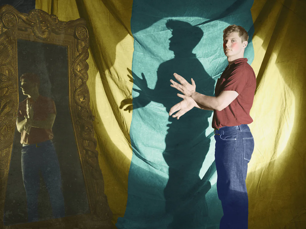 What Did Evan Peters' Hand Do, Sex-Wise, On 'AHS: Freak Show'? Jimmy Darling's Real Talent Might Be "Human Vibrator" What Did Evan Peters' Hand Do, Sex-Wise, On 'AHS: Freak Show'? Jimmy Darling's Real Talent Might Be "Human Vibrator"