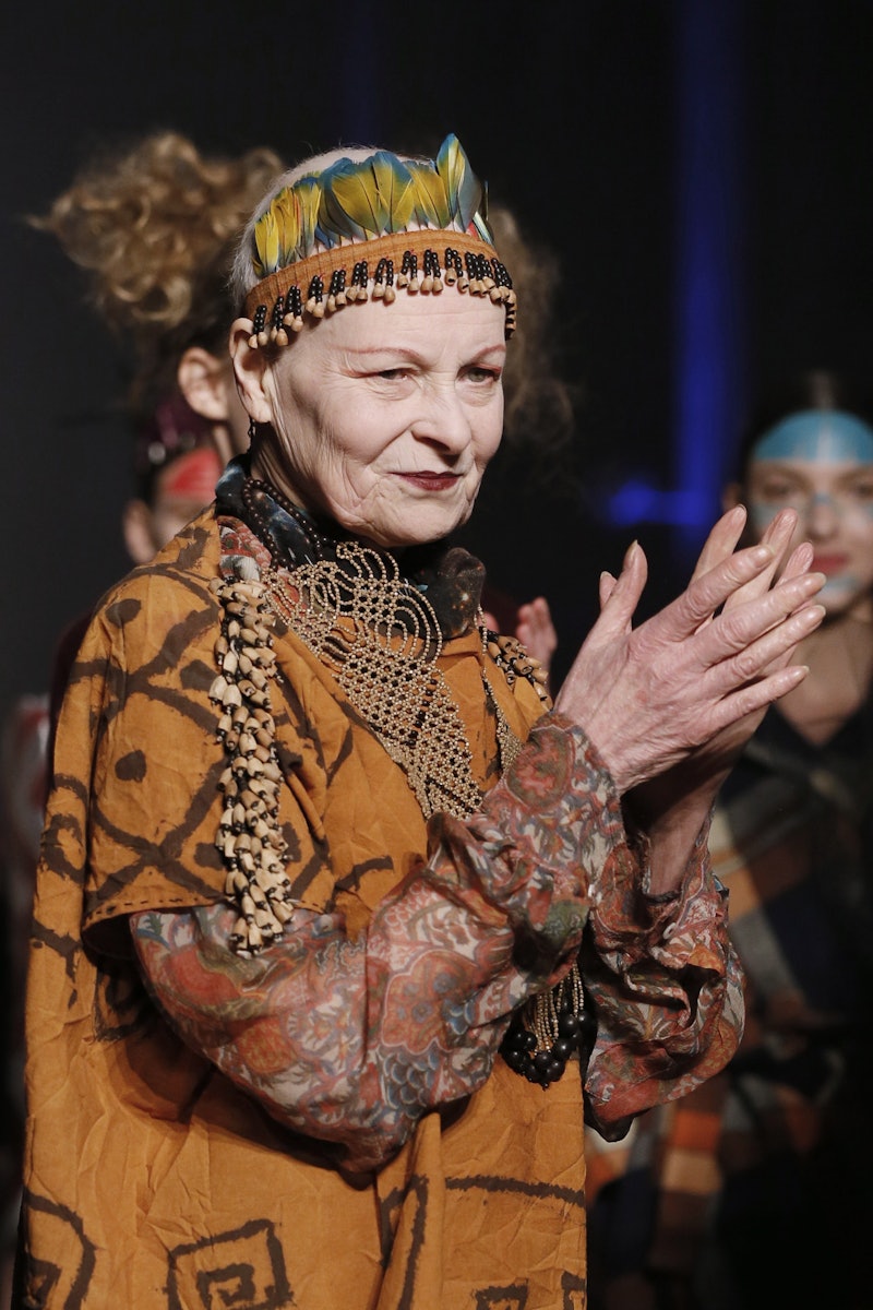 Vivienne Westwood Designs New 'Alice In Wonderland' Book Cover And ...