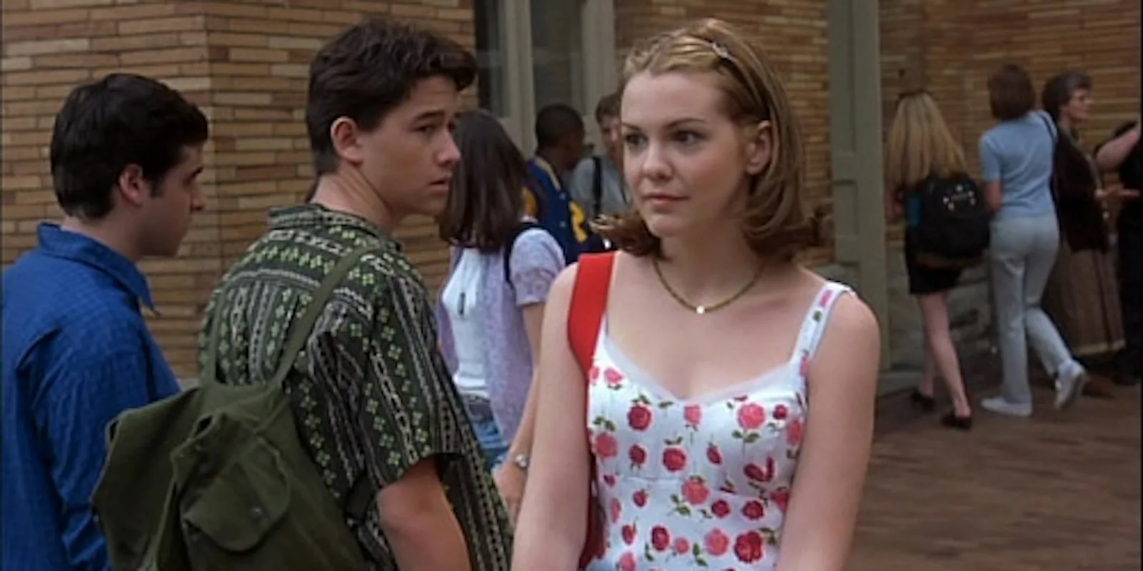 7 '90s Dating Trends We Need To Bring Back Immediately