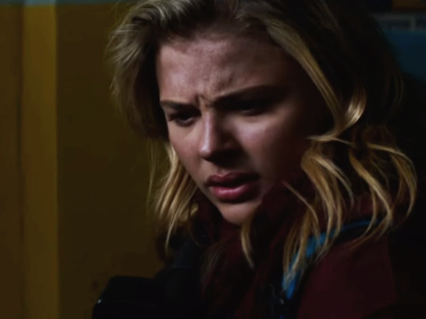 Chloe Moretz 5th Wave Trailer Teaches You Exactly What To Do During An Alien Invasion — Video 2600