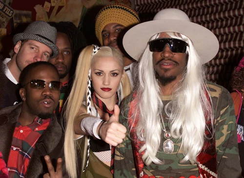 Download 13 Crazy Gwen Stefani Outfits That Prove She S No Doubt A Fashion Free Get Wallpaper 13 Crazy Gwen Stefani Outfits That Prove She S No Doubt A Fashion Desktop Wallpaper Free