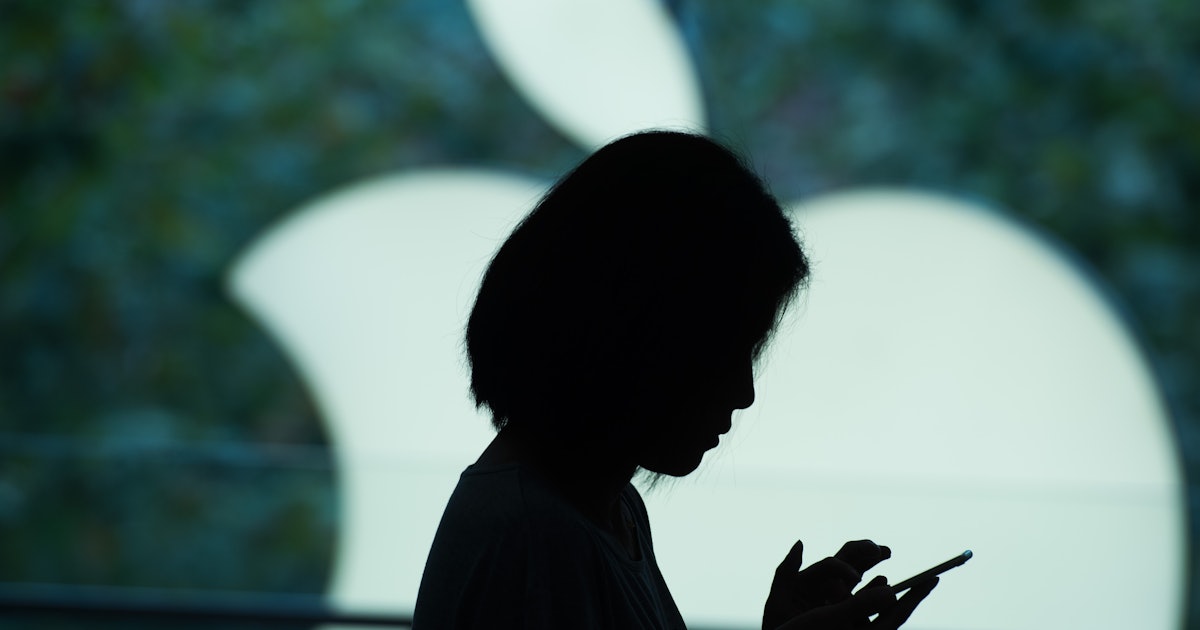 What Does SE Stand For? The New iPhone's Name May Be A Testament To Its