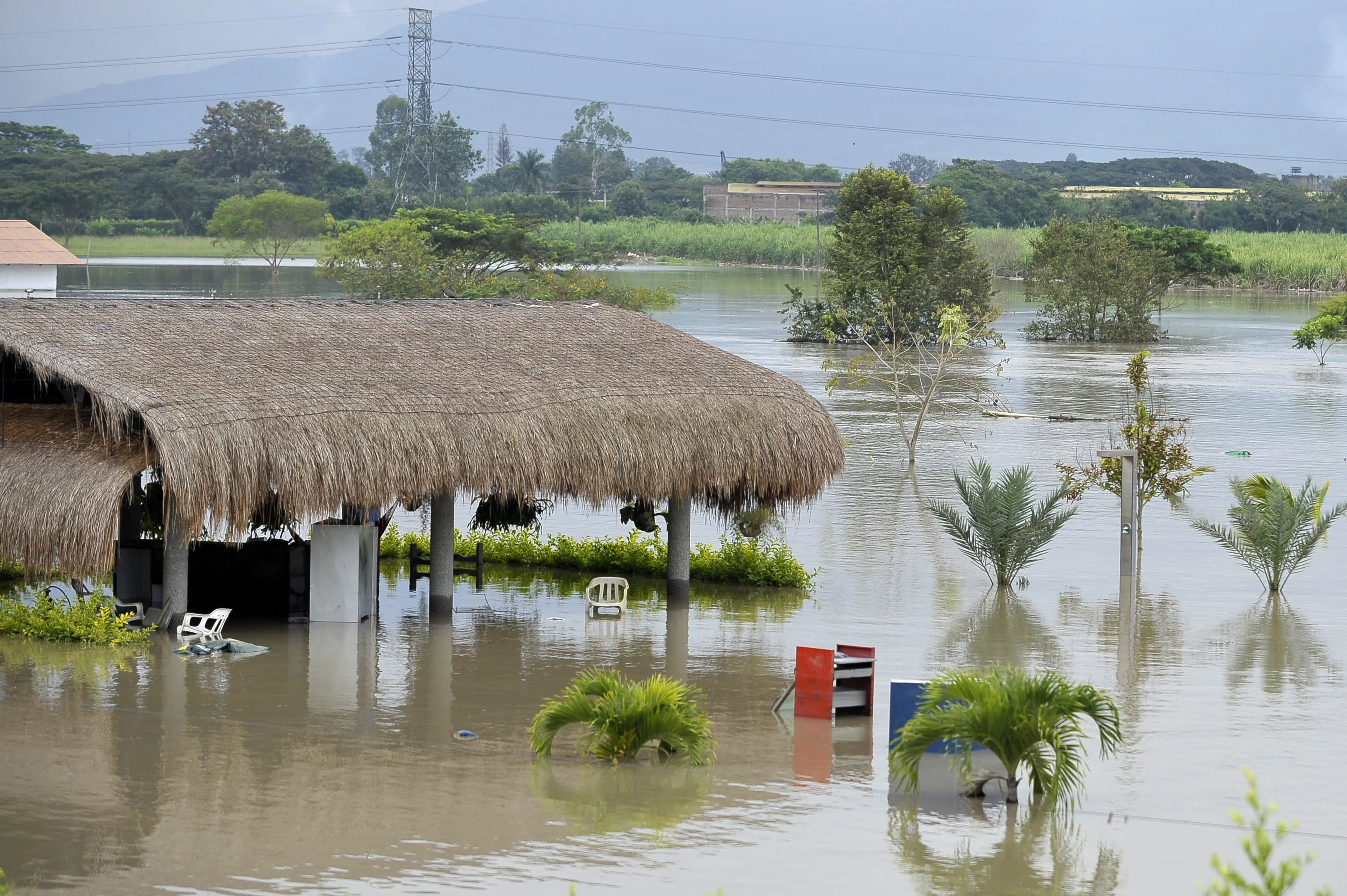 A Flood & Mudslide In Colombia Have Reportedly Washed Away Hundreds Of ...